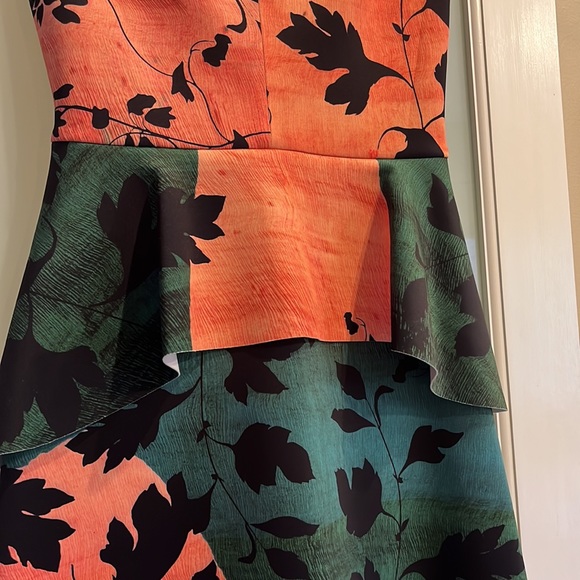 Clover Canyon sz L Signature Neoprene Scuba A-line leaf pattern dress - Picture 4 of 4